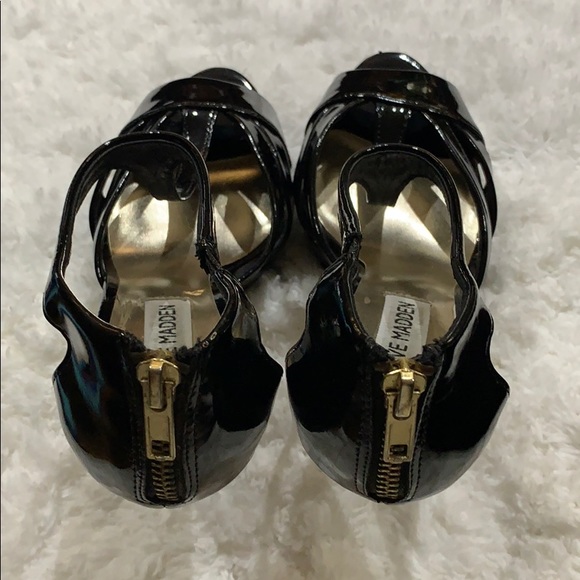 Steve Madden Heels Black Patent Size 9M - Picture 2 of 8